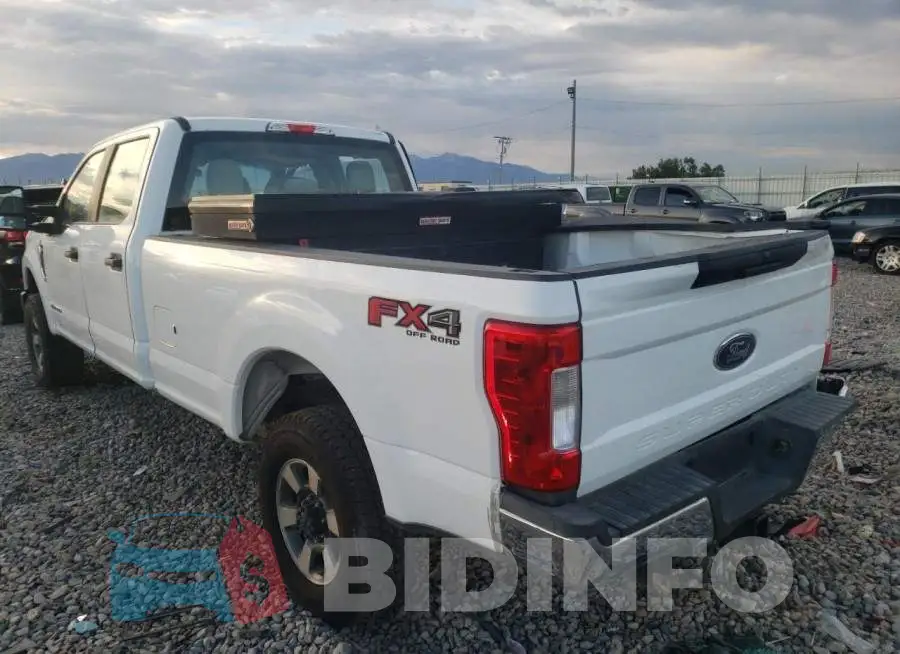 1FT8W3BT1KEC23714 Photo# 3