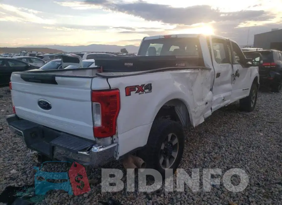 1FT8W3BT1KEC23714 Photo# 4