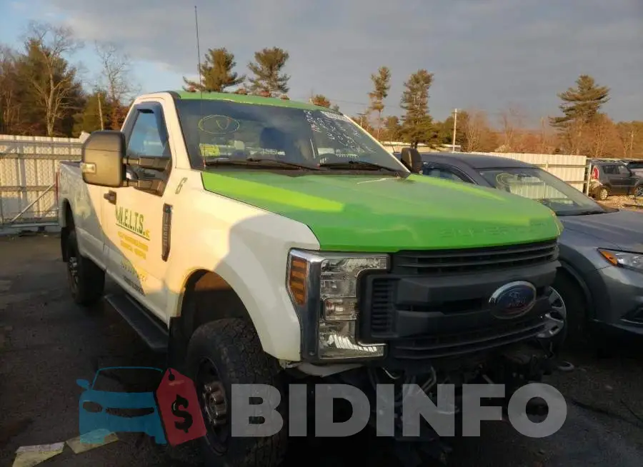 1FTBF2B64KED45252 Photo# 1