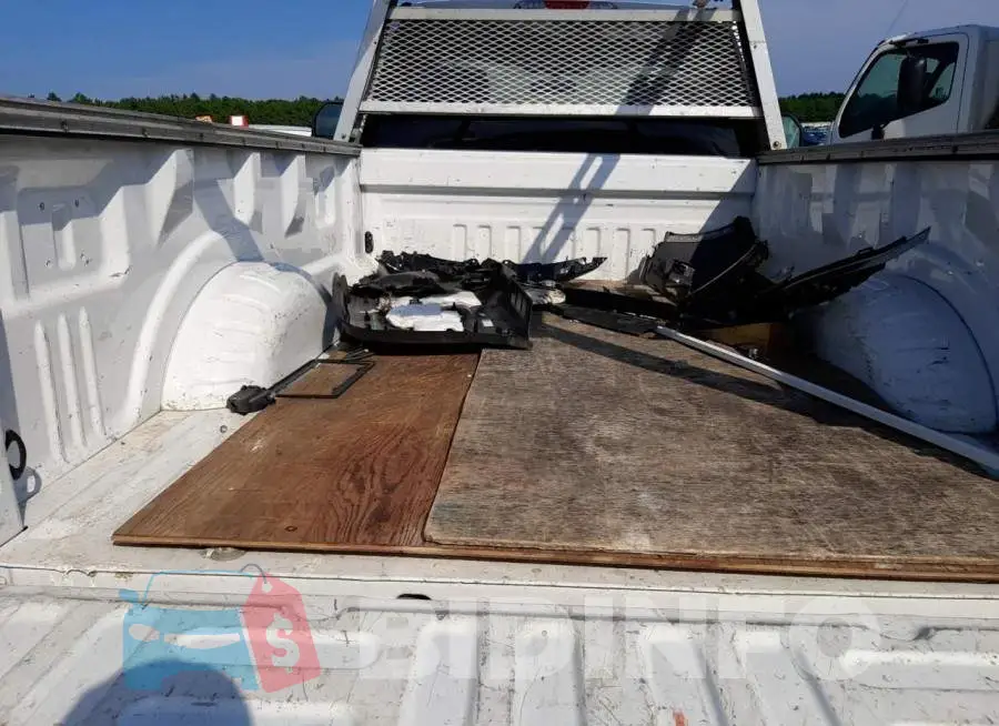 1FTRF3B67KEE49948 Photo# 6