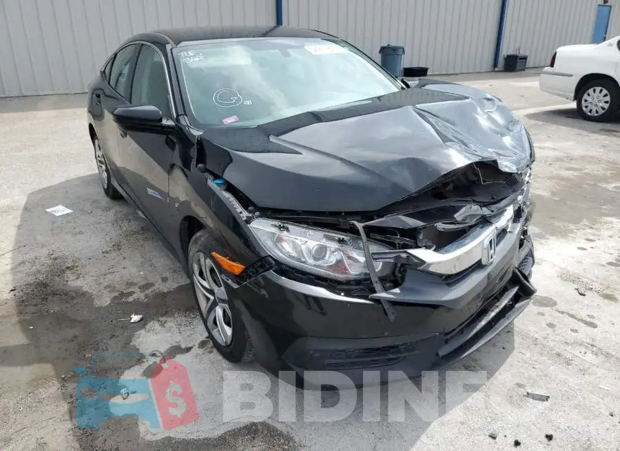 19XFC2F57JE012137 Photo# 1