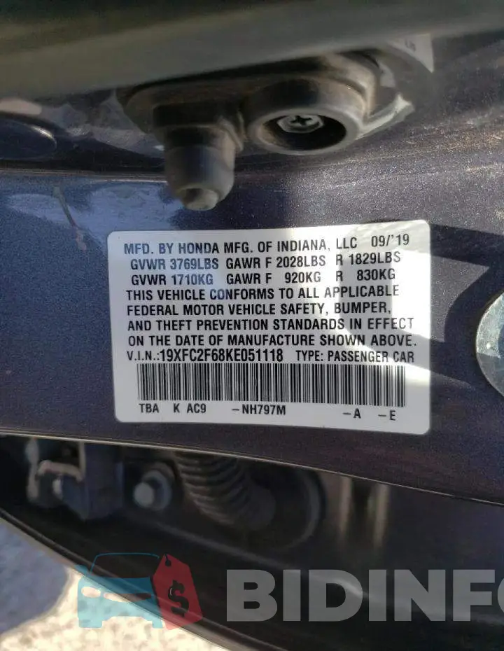 19XFC2F68KE051118 Photo# 10
