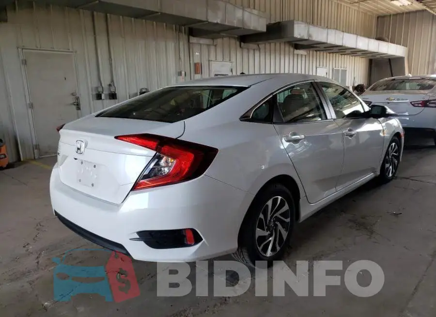 19XFC2F70GE066289 Photo# 4