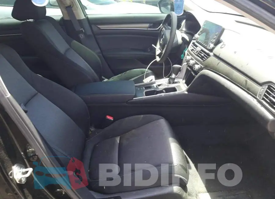 1HGCV1F12LA156769 Photo# 5