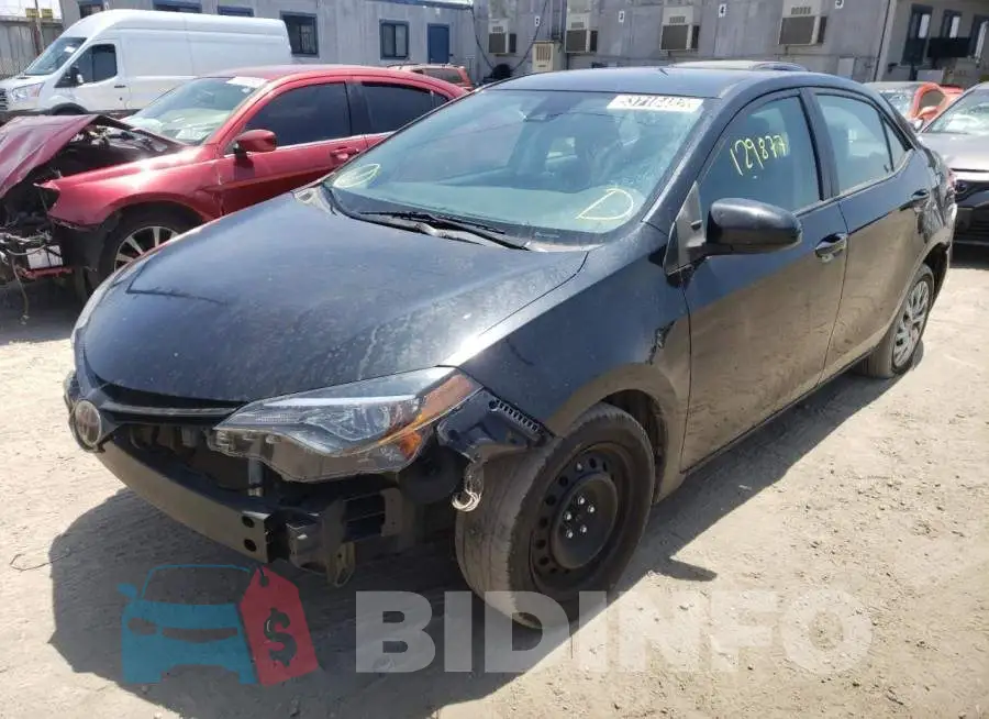 5YFBURHEXJP815797 Photo# 2 5YFBURHEXJP815797 Photo# 2