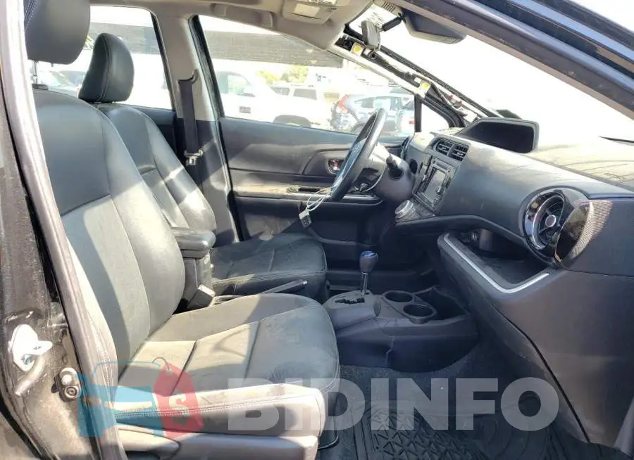 JTDKDTB38H1592727 Photo# 5 JTDKDTB38H1592727 Photo# 5