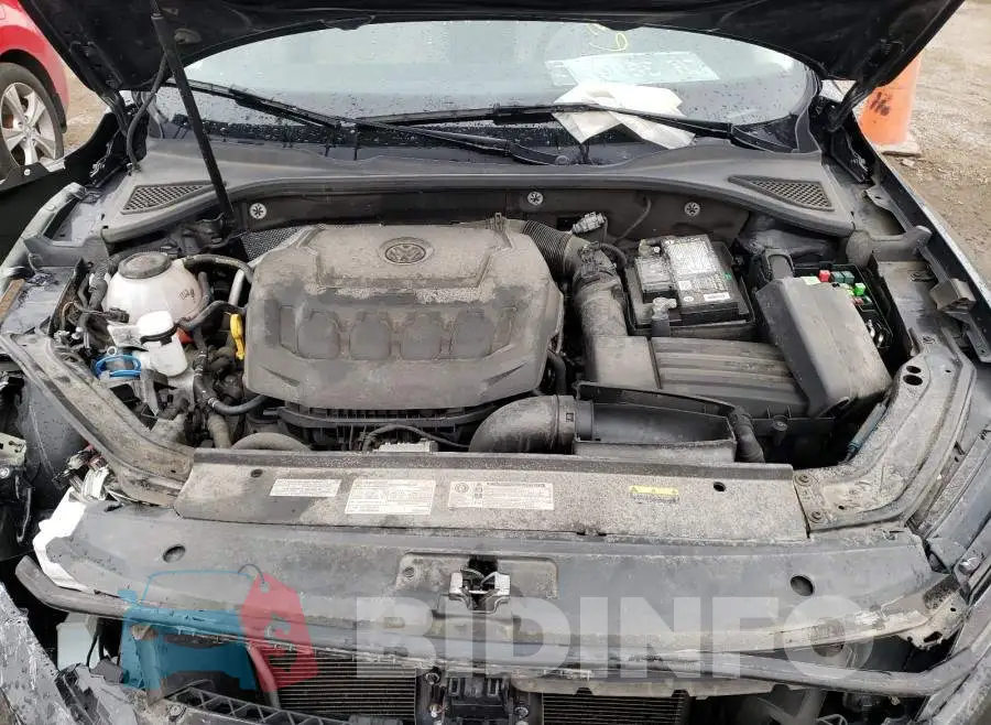 1VWLA7A38KC014500 Photo# 7