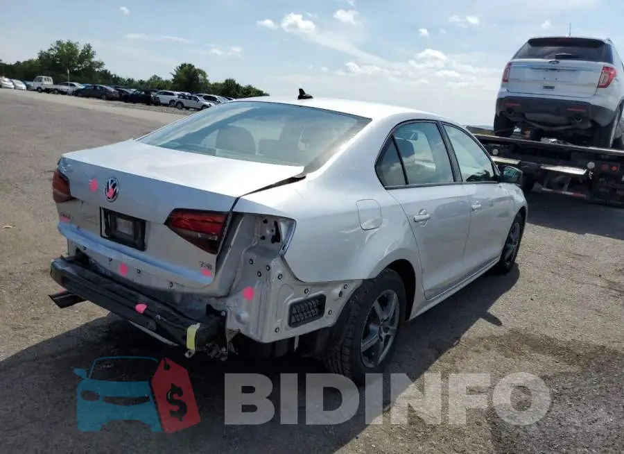 3VW167AJ7GM343525 Photo# 4 3VW167AJ7GM343525 Photo# 4