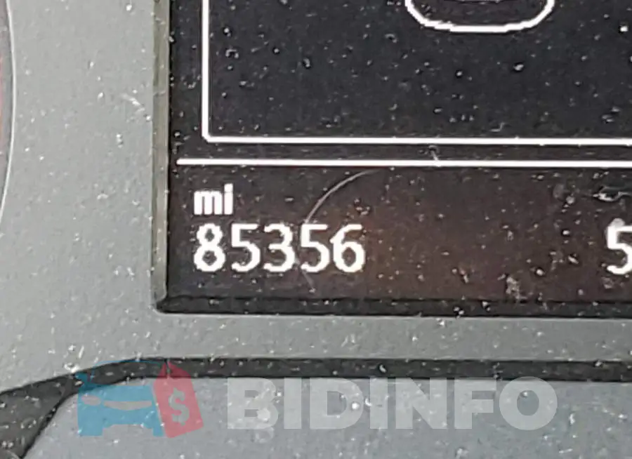 3VWCB7BU5KM143152 Photo# 8