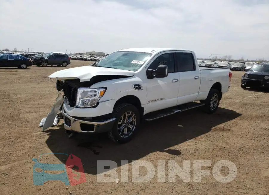 1N6AA1F45JN522934 Photo# 2
