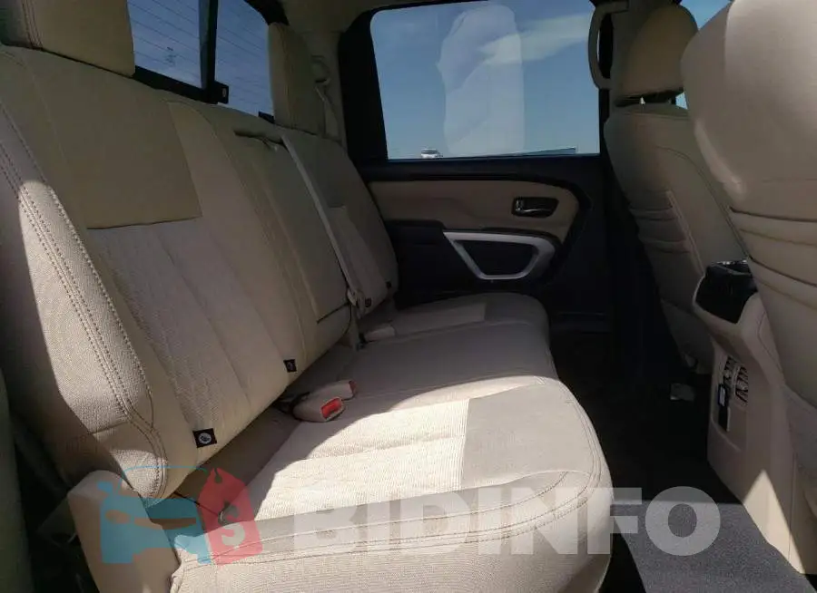 1N6AA1F45JN522934 Photo# 6
