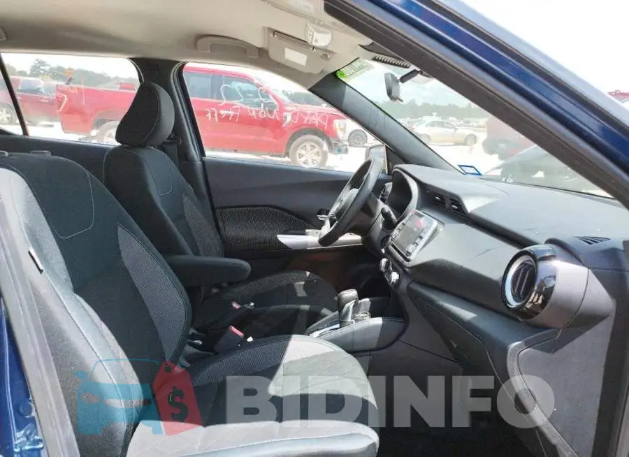 3N1CP5CV8LL499492 Photo# 5 3N1CP5CV8LL499492 Photo# 5