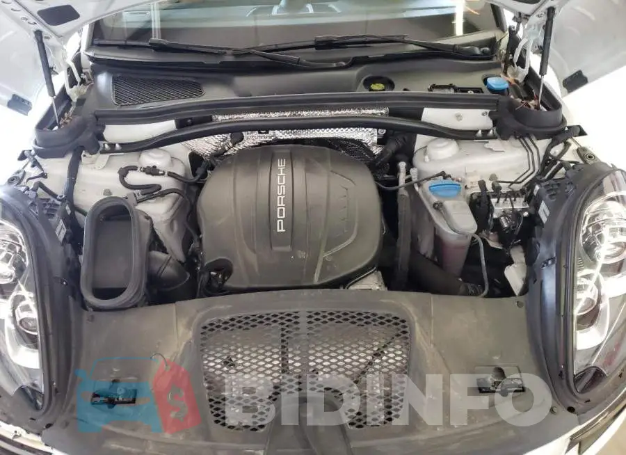 WP1AA2A50JLB17745 Photo# 7