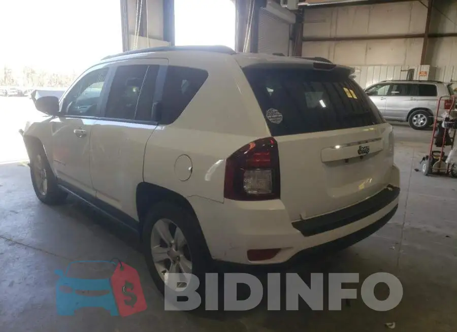 1C4NJCBA9HD146993 Photo# 3