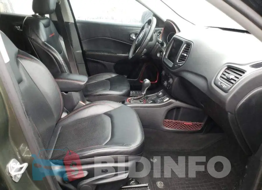 3C4NJDDB7HT597572 Photo# 5