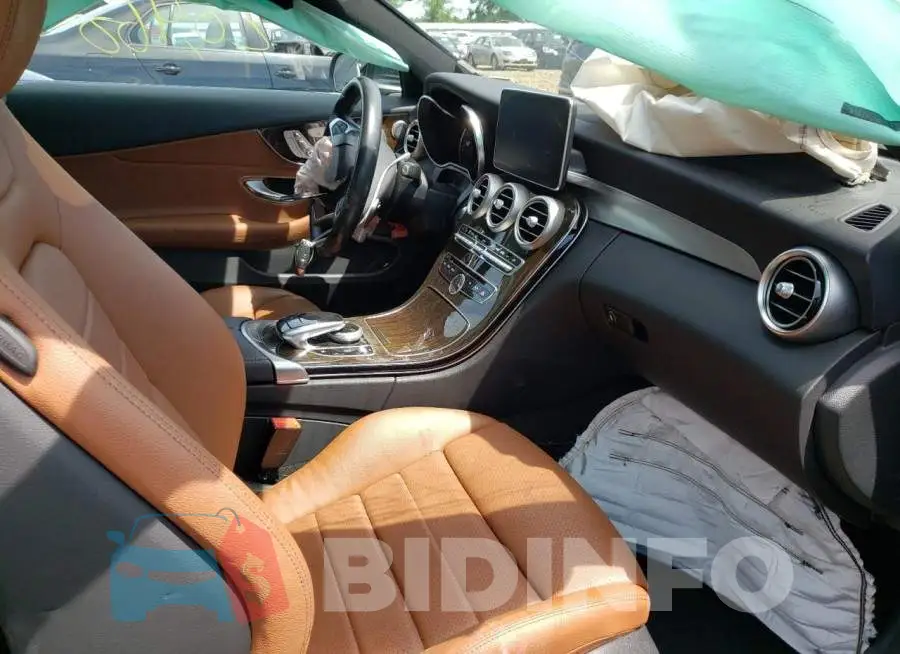 WDDWJ4KBXJF621862 Photo# 5
