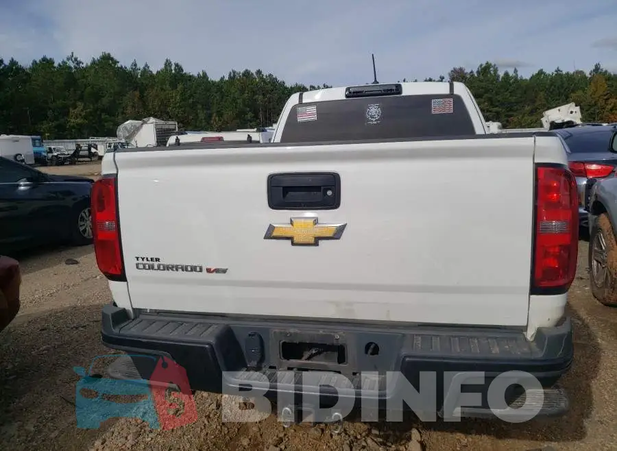 1GCHSBEN3J1255685 Photo# 6