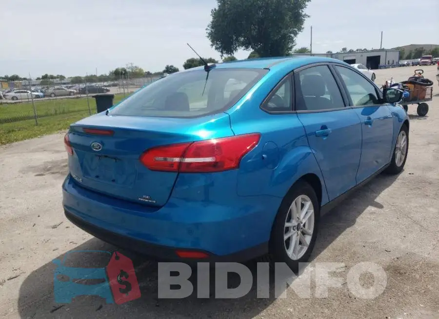 1FADP3F27GL402376 Photo# 4
