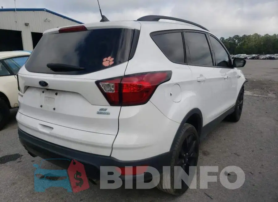 1FMCU0GD6KUB29894 Photo# 4
