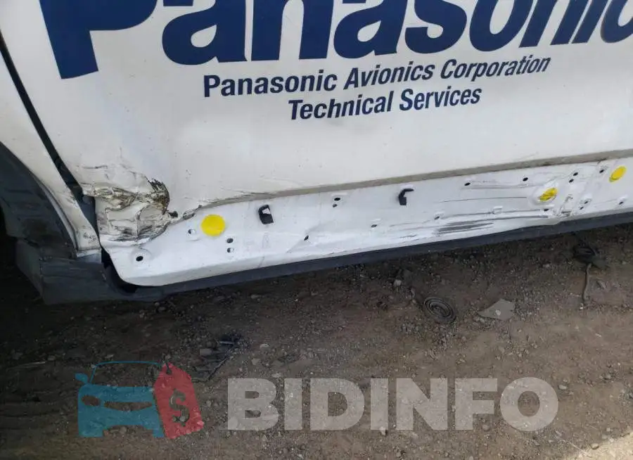 1FMCU9G69LUA20370 Photo# 9