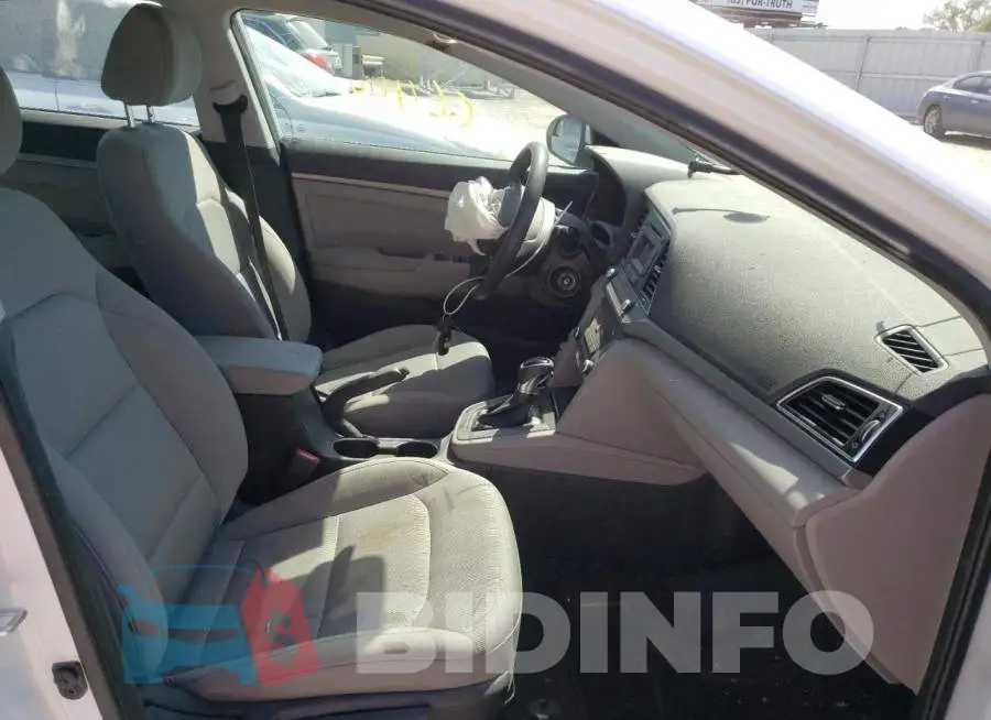 5NPD74LF3HH147156 Photo# 5
