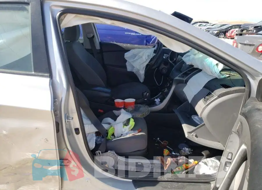 5NPDH4AE8GH770732 Photo# 5