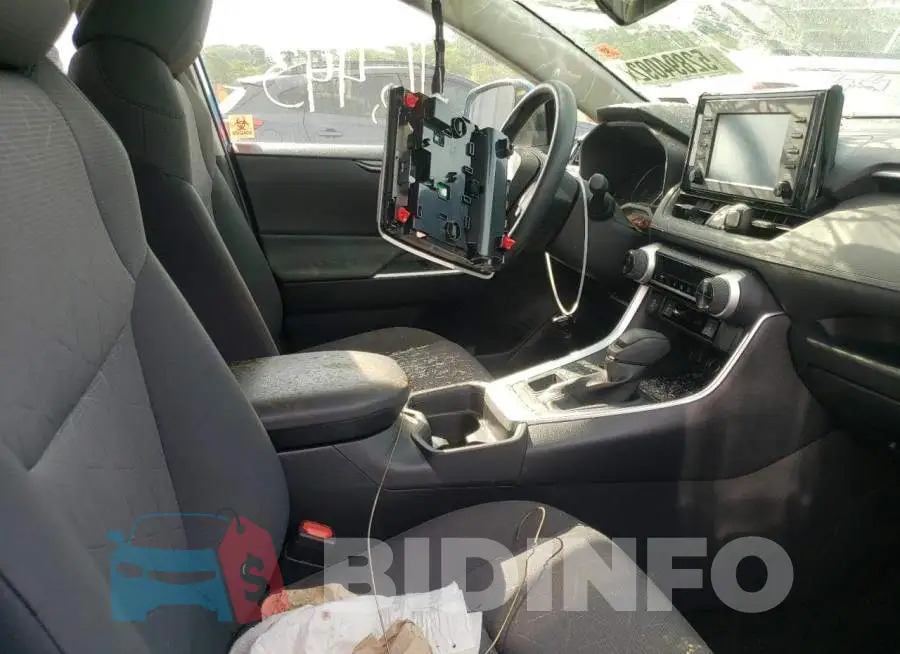 JTMP1RFV8KD503015 Photo# 5