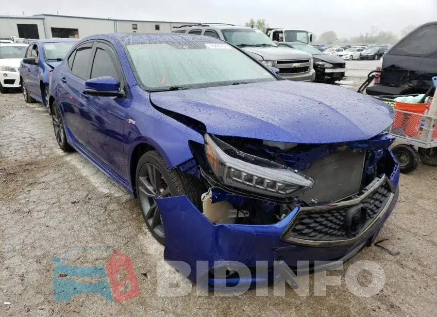 19UUB2F68JA003504 Photo# 1
