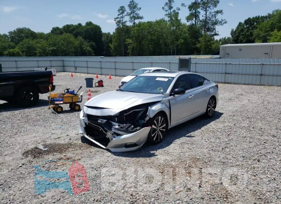 1N4BL4CV5KC170912 Photo# 2