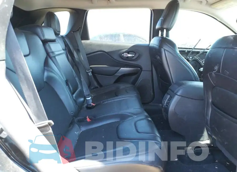 1C4PJLLB4KD384046 Photo# 6