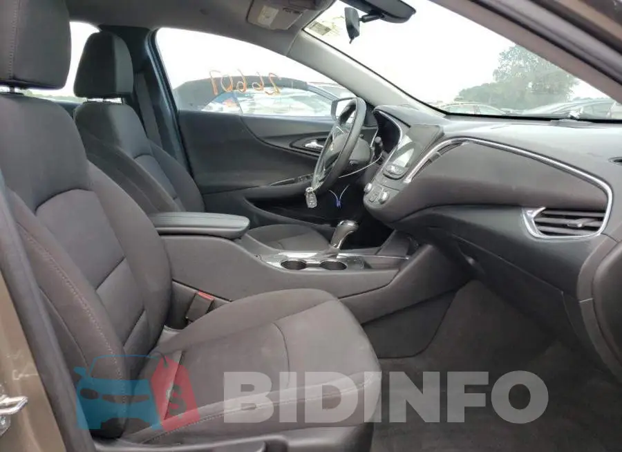 1G1ZD5ST4LF110124 Photo# 5