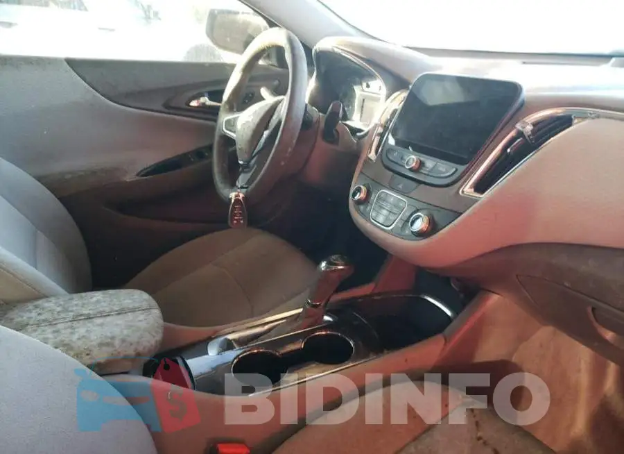 1G1ZD5ST6KF109717 Photo# 9
