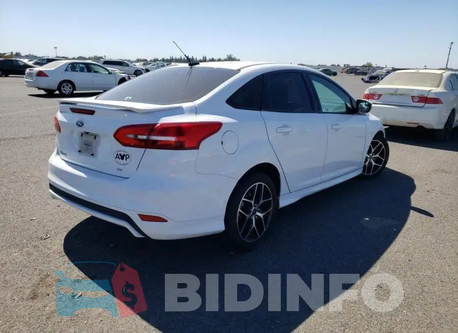 1FADP3F2XGL247080 Photo# 4