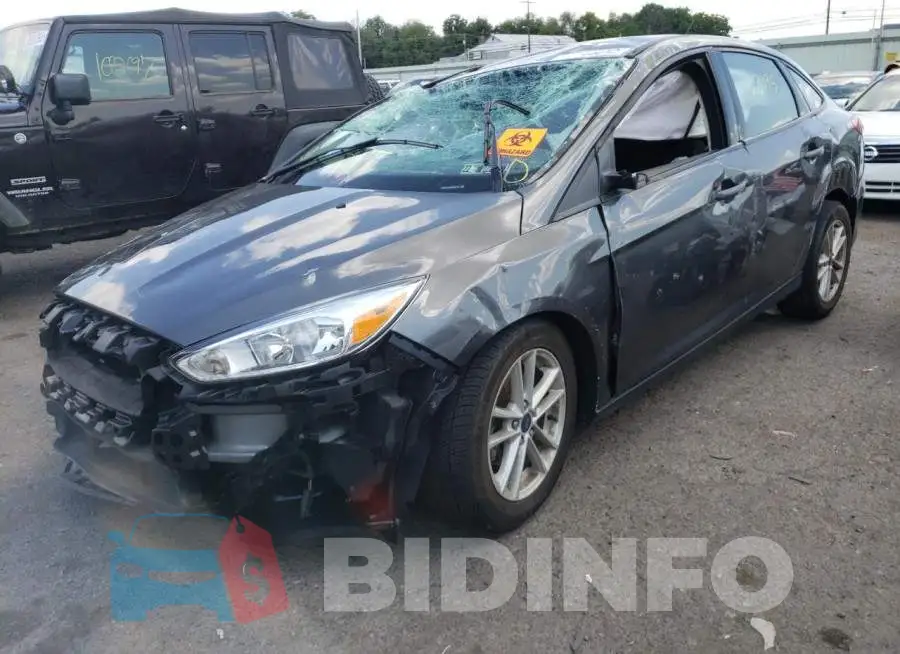 1FADP3FE4JL306917 Photo# 2