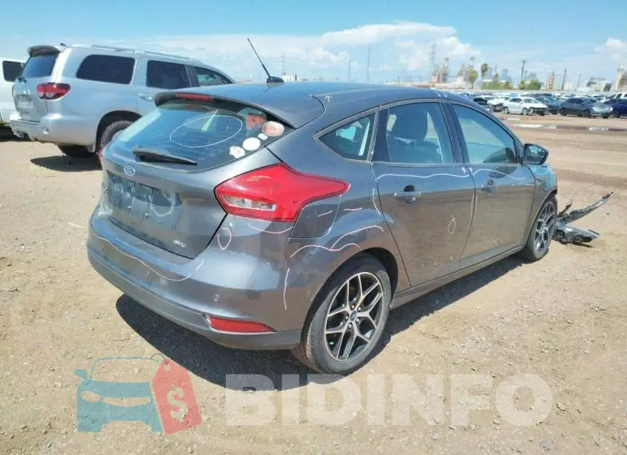 1FADP3M22HL299548 Photo# 4