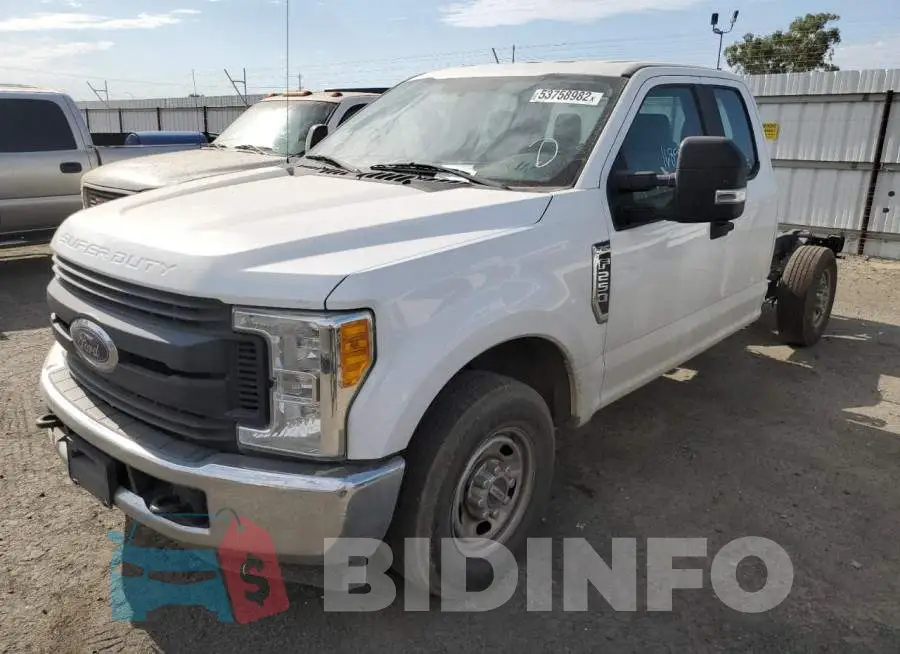 1FD7X2A68HEB15271 Photo# 2