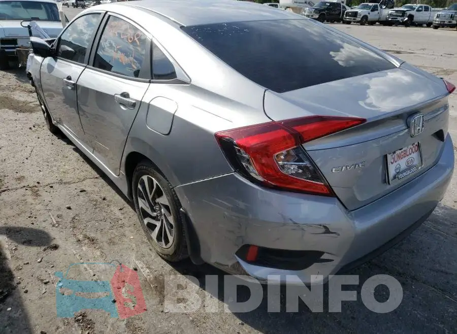 19XFC2F70GE076885 Photo# 3