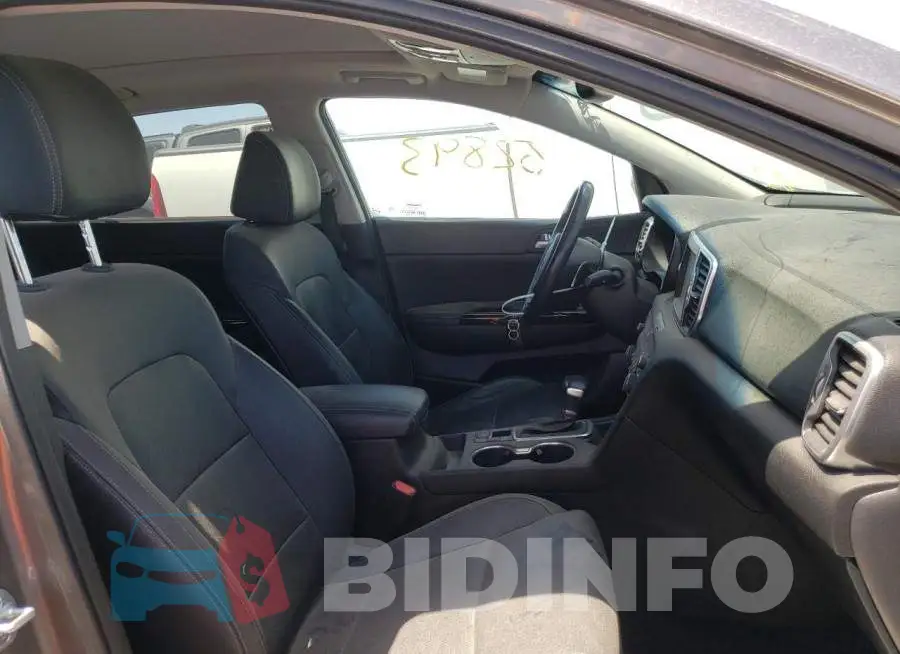 KNDPRCA62J7368147 Photo# 5
