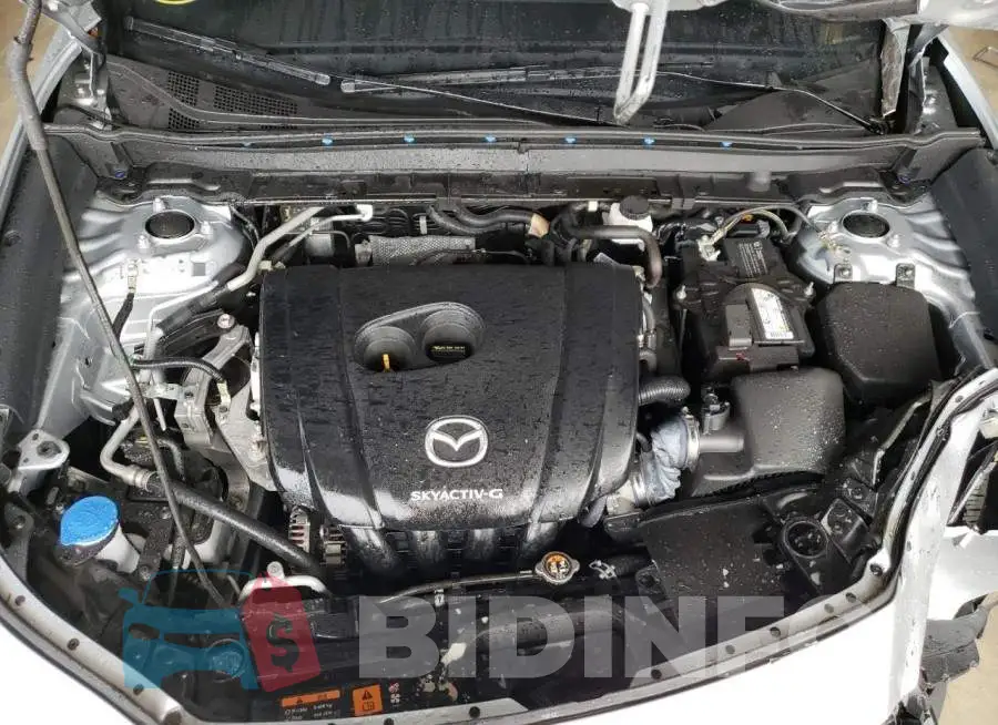 3MVDMACL5LM122032 Photo# 7