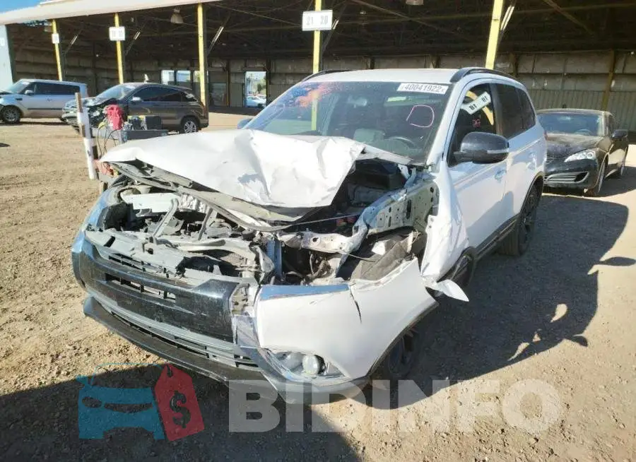 JA4AD3A36JZ029044 Photo# 2