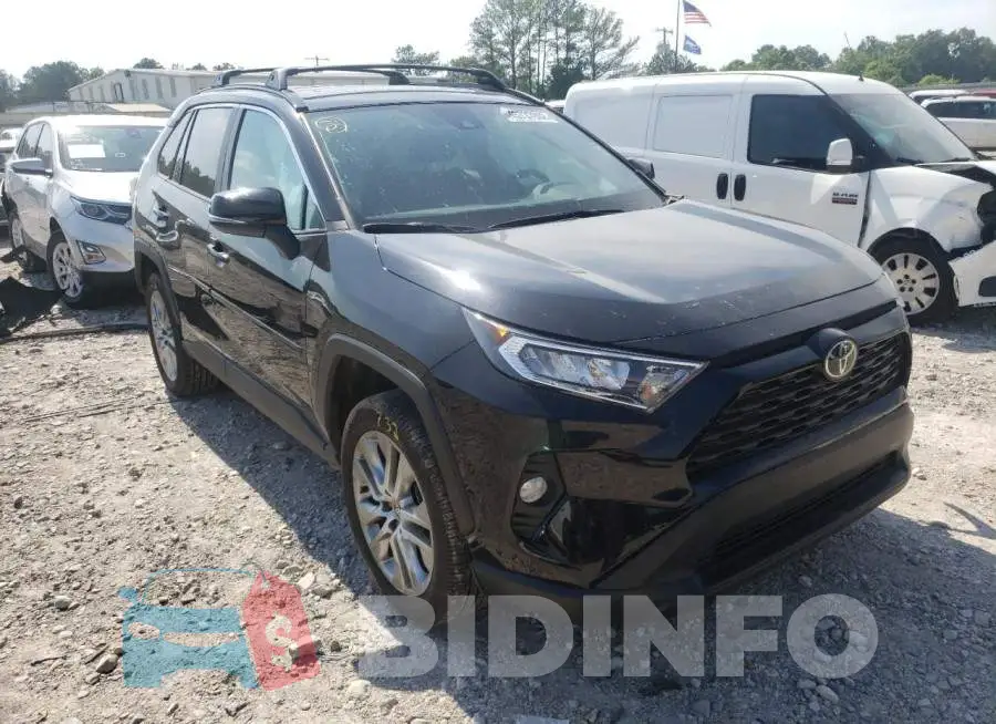 2T3C1RFV7MC129924 Photo# 1