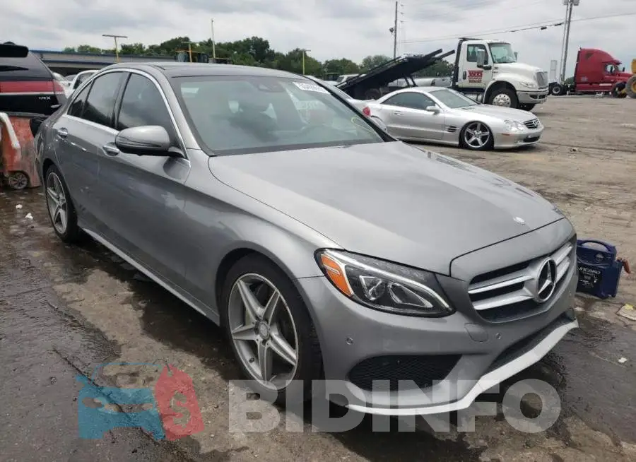 WDDWF4JB8GR153415 Photo# 1
