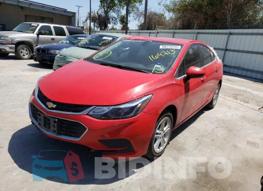 1G1BE5SM1J7169713 Photo# 2