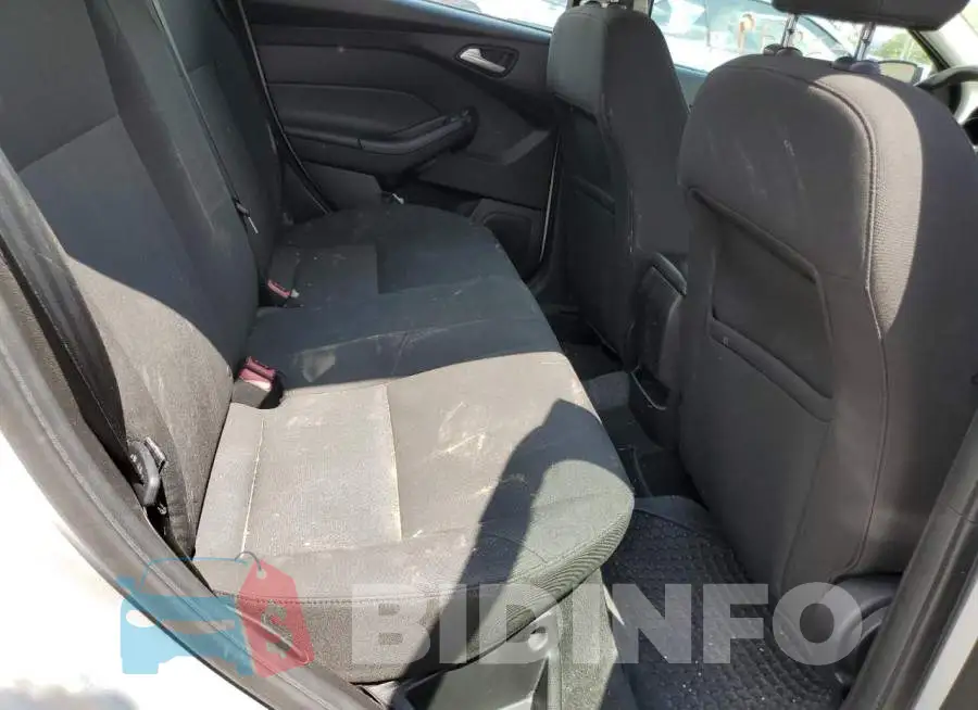 1FADP3F21GL229163 Photo# 6