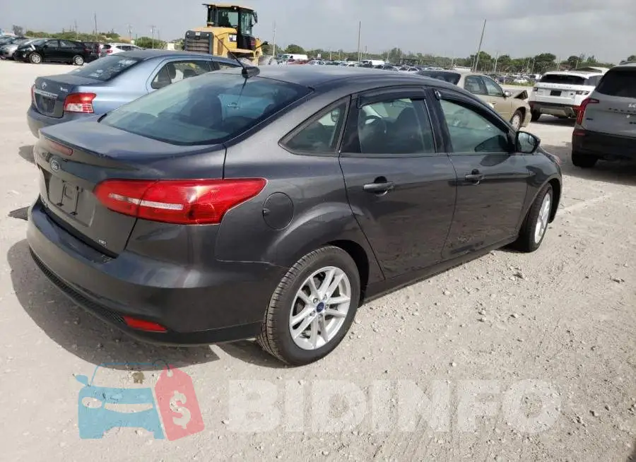 1FADP3F2XJL276487 Photo# 4