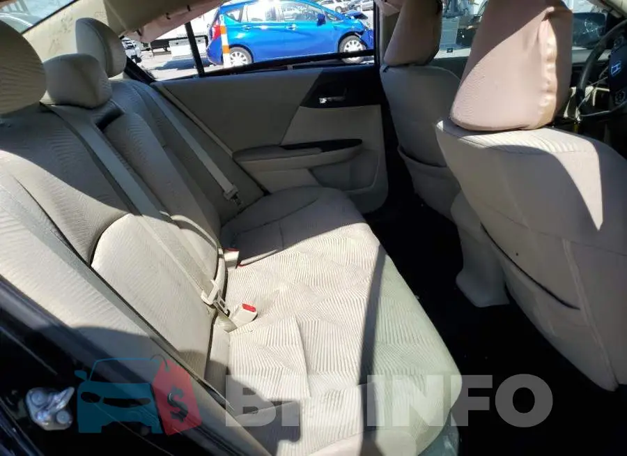 1HGCR2F33HA242272 Photo# 6