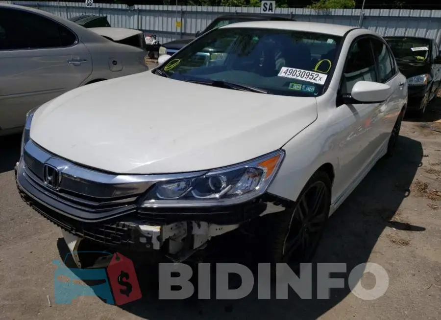 1HGCR2F5XGA114143 Photo# 2