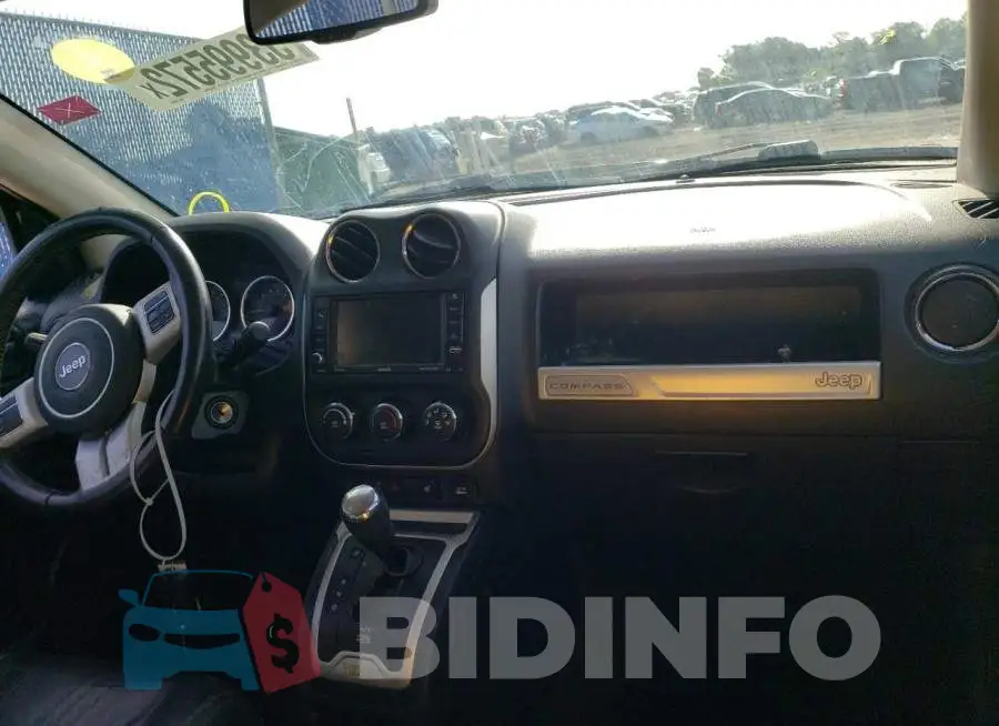 1C4NJCEAXGD603868 Photo# 9
