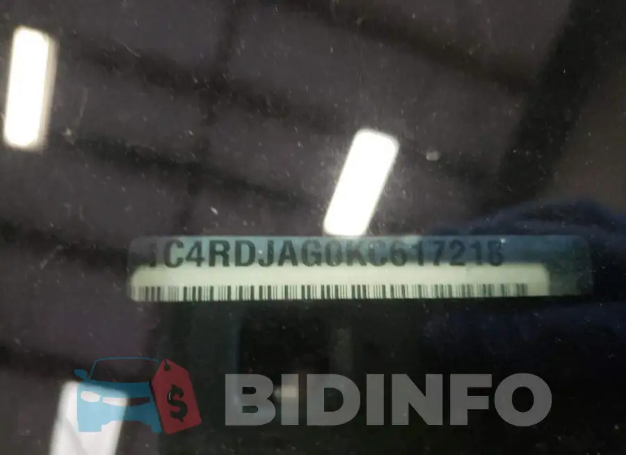 1C4RDJAG0KC617218 Photo# 10