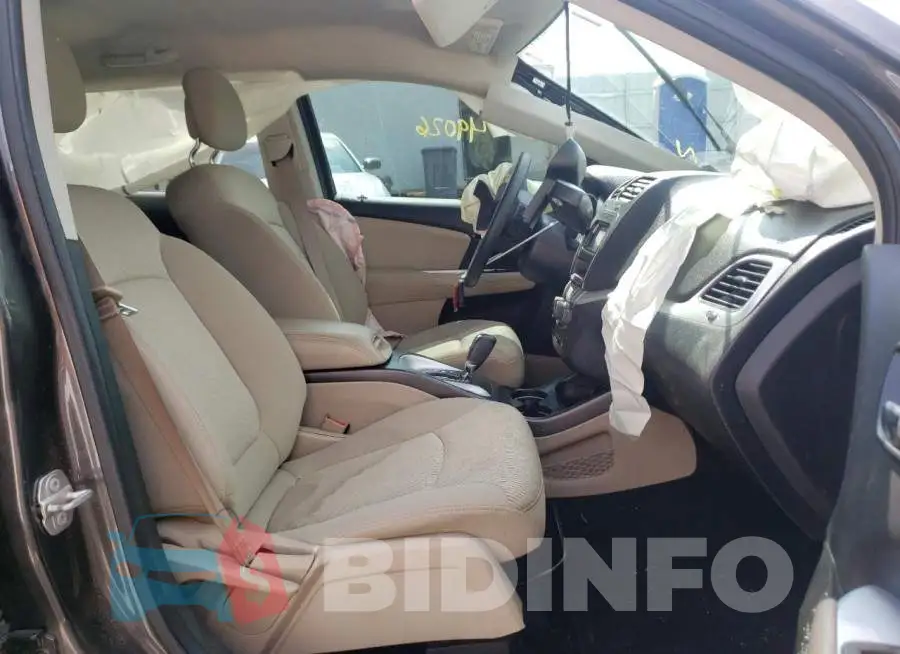 3C4PDCAB3LT180408 Photo# 5